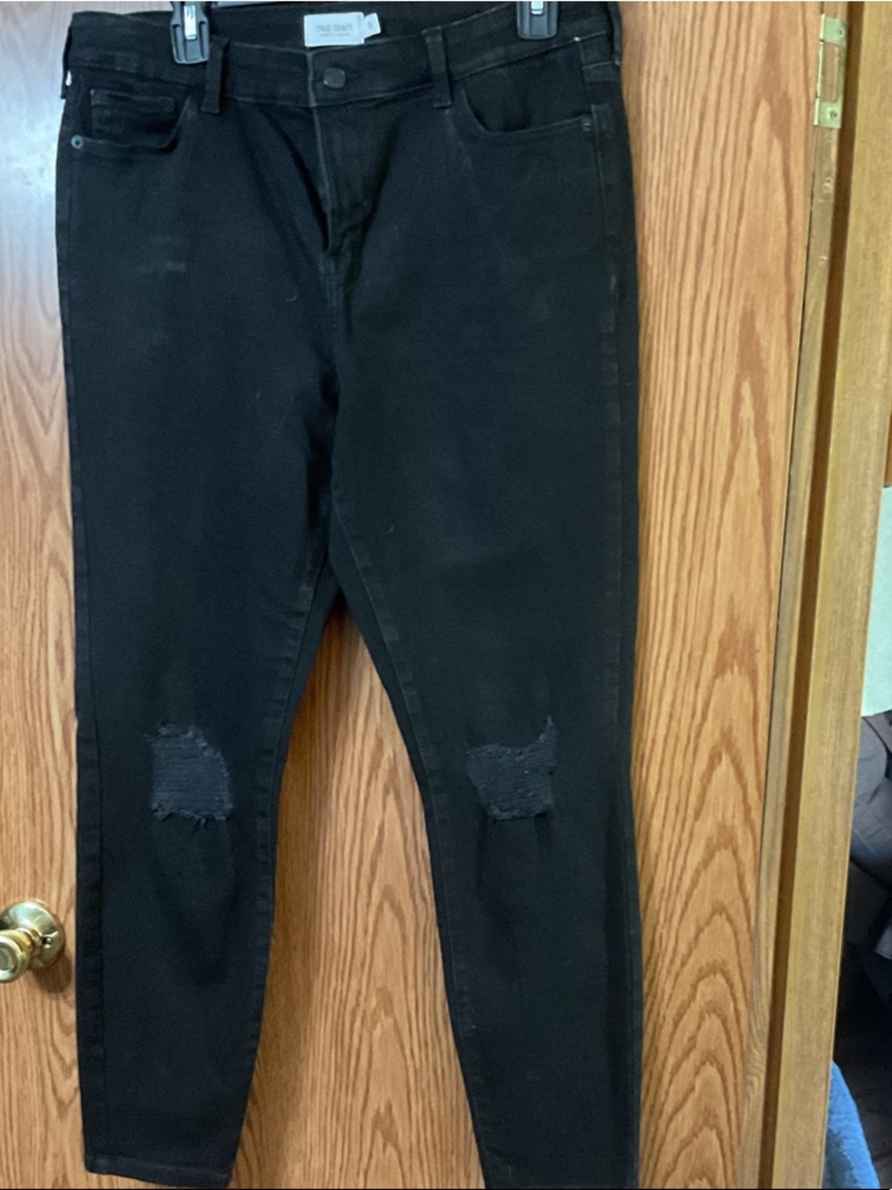 True Craft Black Skinny Jeans with Knee Distress